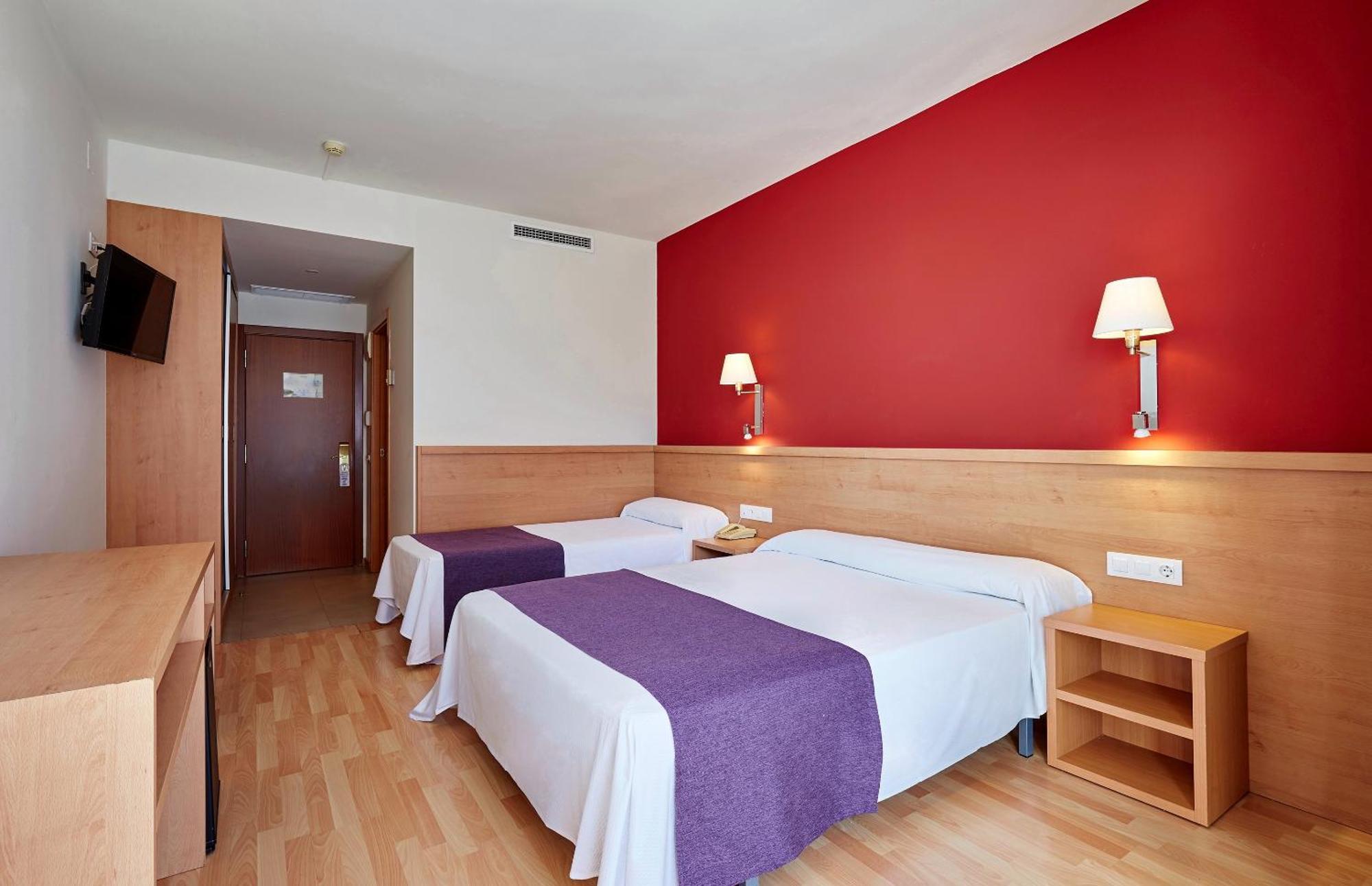 Hotel Surf Mar Lloret de Mar Oda fotoğraf
